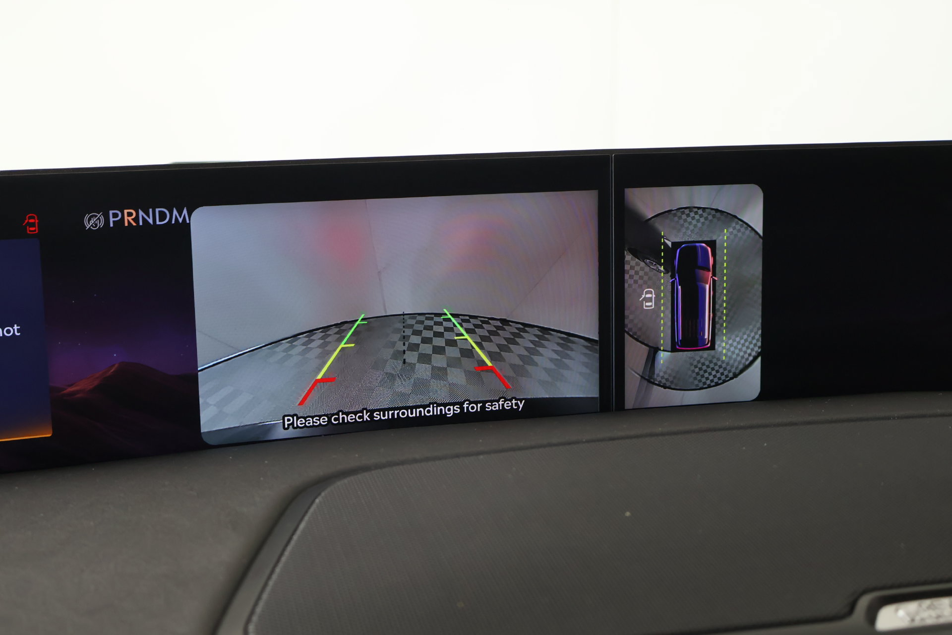 Certified 2025 Lincoln Navigator Reserve AWD/4WD image 6
