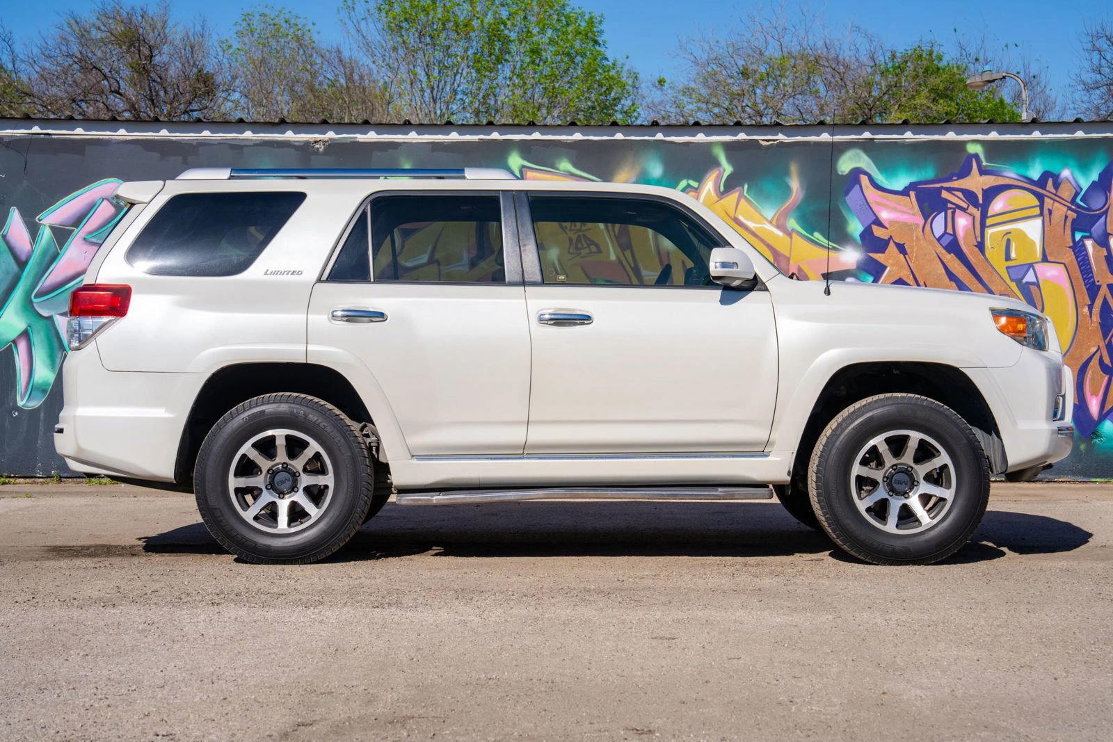 Used 2013 Toyota 4Runner Limited image 6