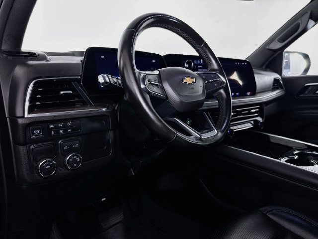 Used 2025 Chevrolet Tahoe LS RWD image 19