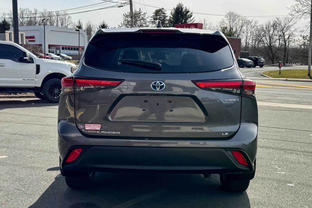 Used 2020 Toyota Highlander LE image 5