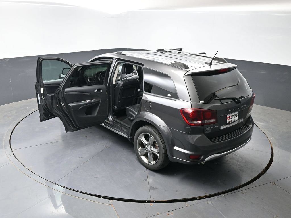 Used 2017 Dodge Journey Crossroad AWD/4WD image 59