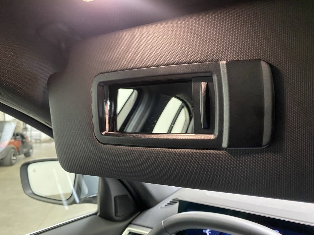 Used 2025 BMW 330i xDrive Sedan image 38