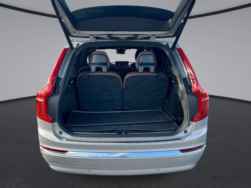 Used 2023 Volvo XC90 B6 Ultimate w/ Protection Package Premier AWD/4WD image 13