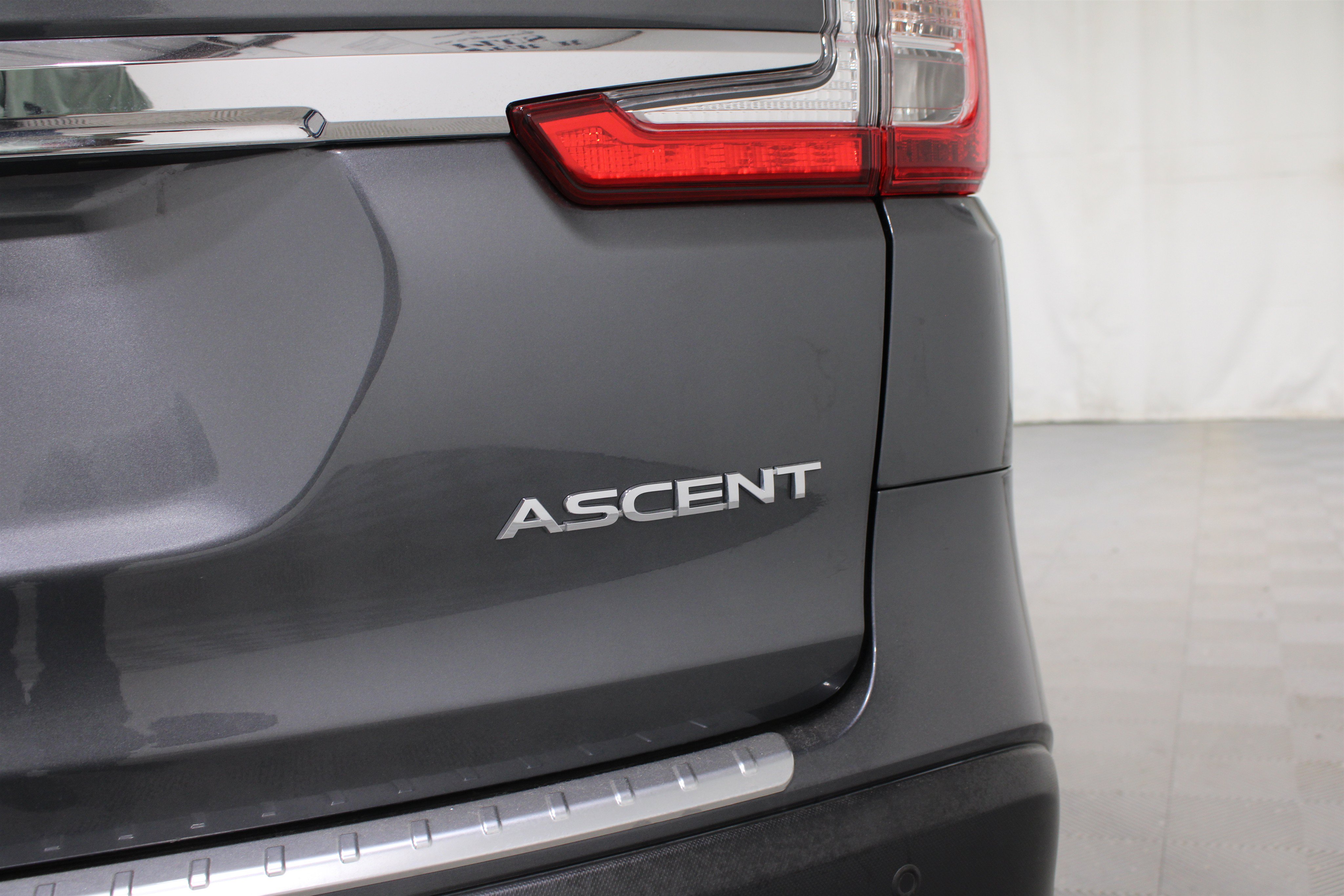 Used 2024 Subaru Ascent Premium w/ Convenience Package AWD/4WD image 27