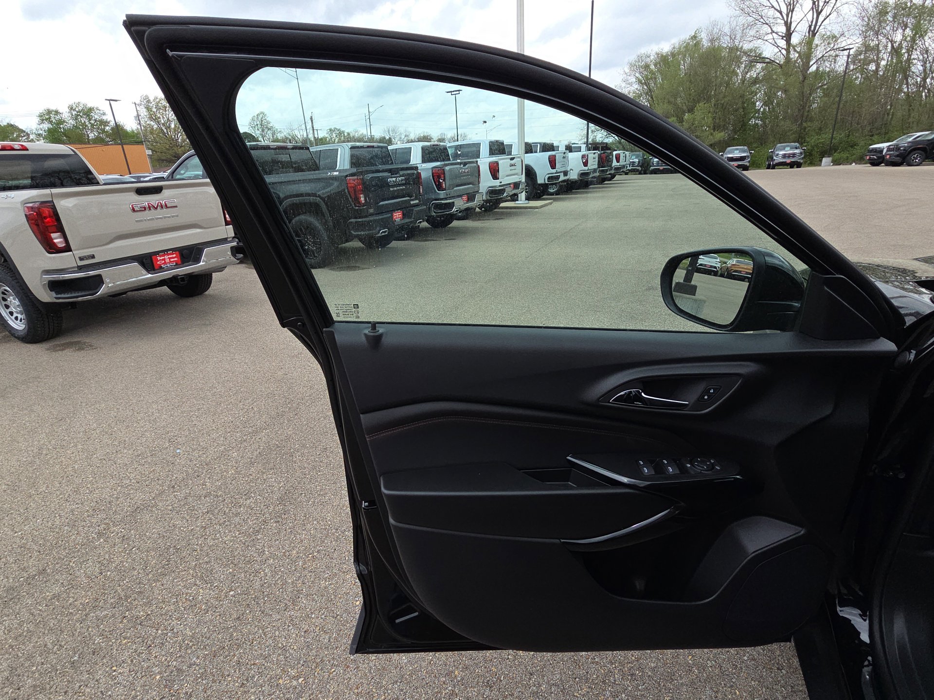 New 2026 Chevrolet Trax RS w/ Driver Confidence Package image 12