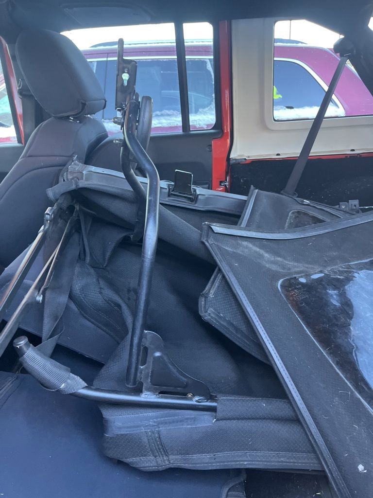 Used 2015 Jeep Wrangler Unlimited Sport w/ Quick Order Package 24S image 13