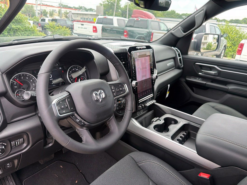 New 2026 RAM 1500 Big Horn AWD/4WD image 11