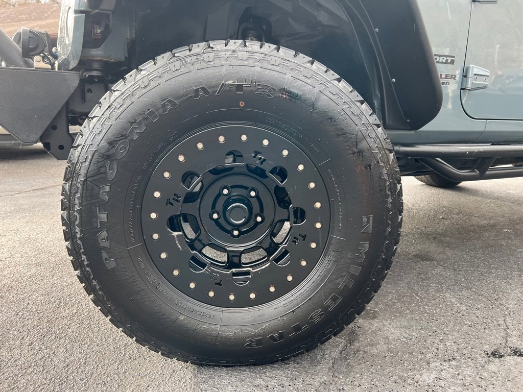 Used 2015 Jeep Wrangler Unlimited Sport image 37