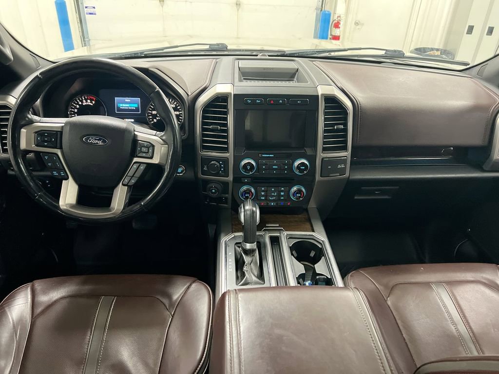 Used 2017 Ford F150 Platinum w/ Equipment Group 701A Luxury AWD/4WD image 10