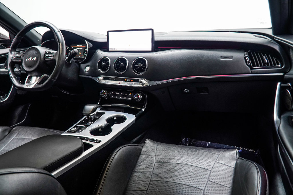 Used 2023 Kia Stinger GT2 RWD image 22