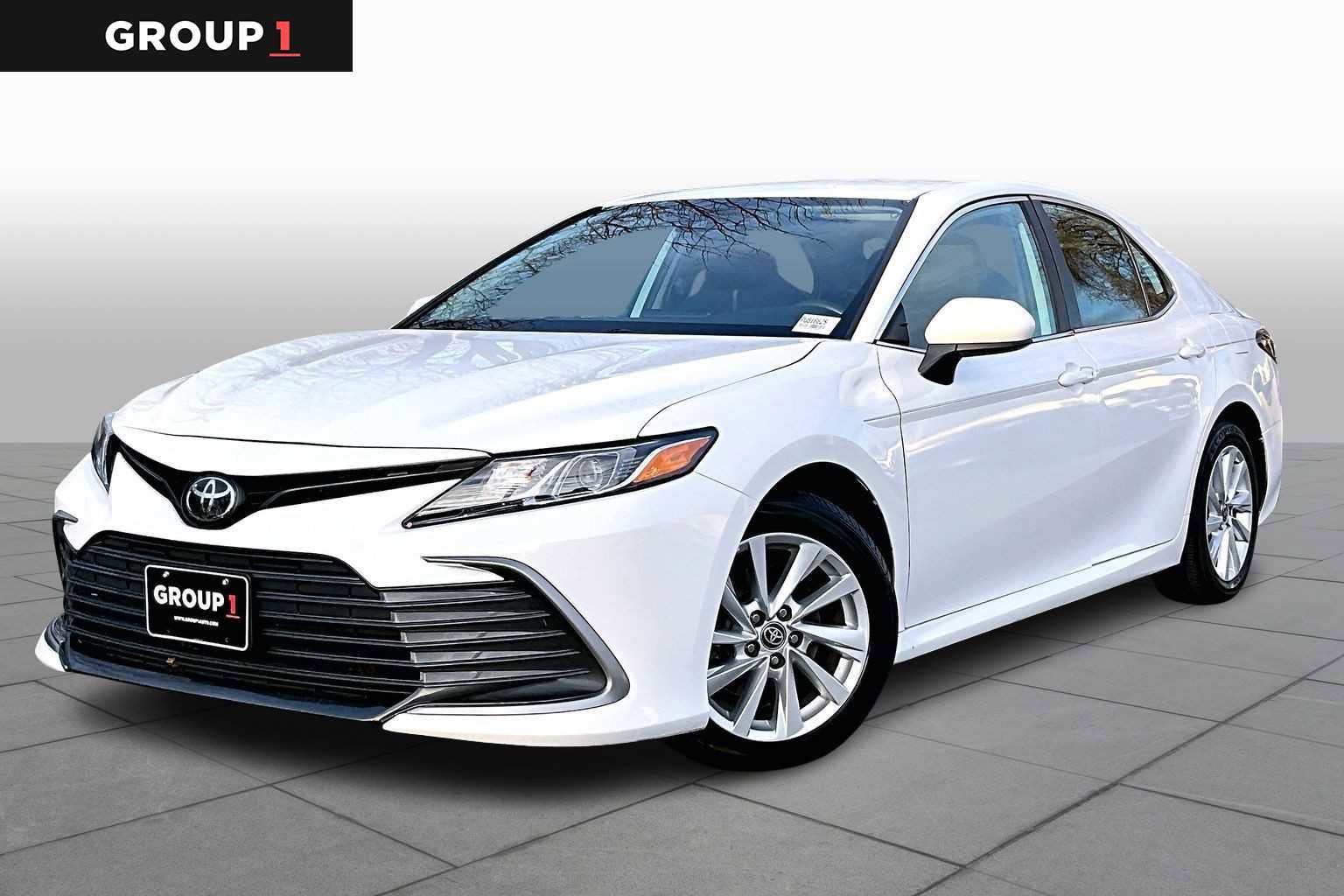 Used 2023 Toyota Camry LE image 1