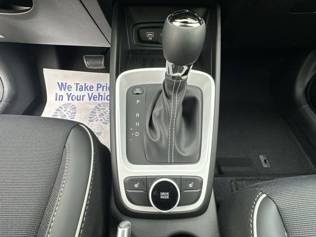 New 2026 Hyundai Venue SEL FWD image 34
