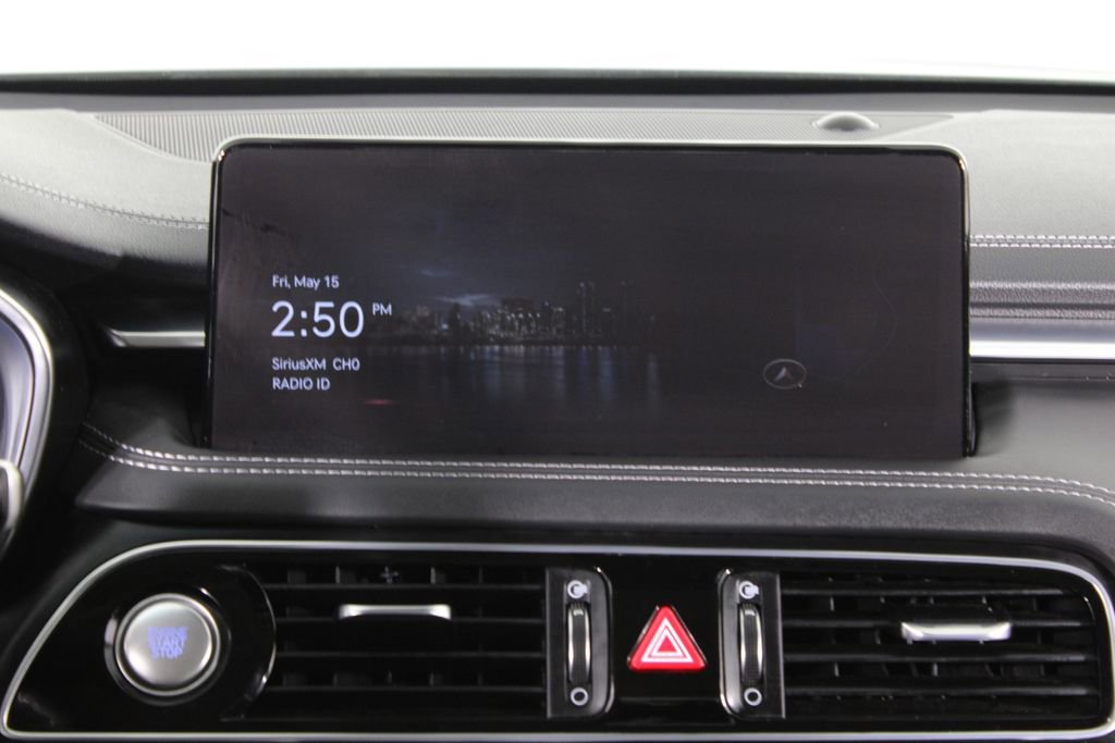 Used 2023 Genesis G70 2.0T RWD image 7