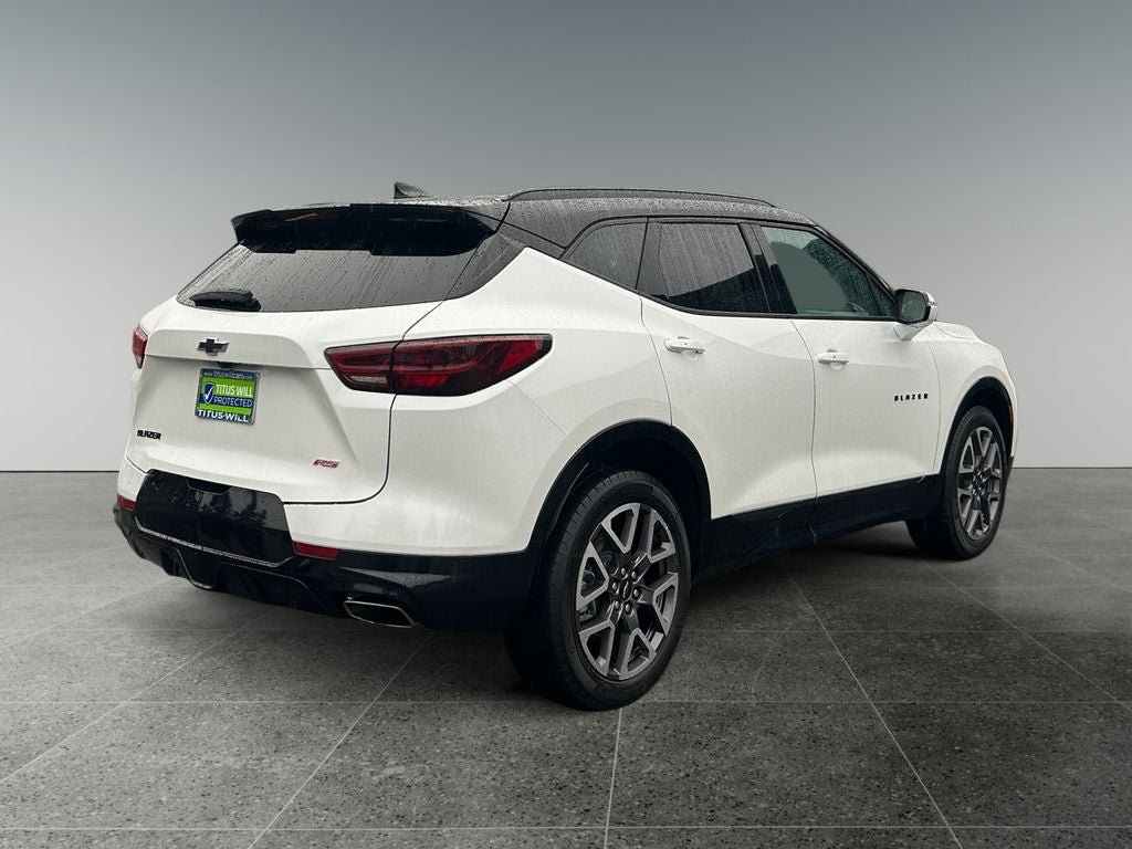 Used 2023 Chevrolet Blazer RS FWD image 7