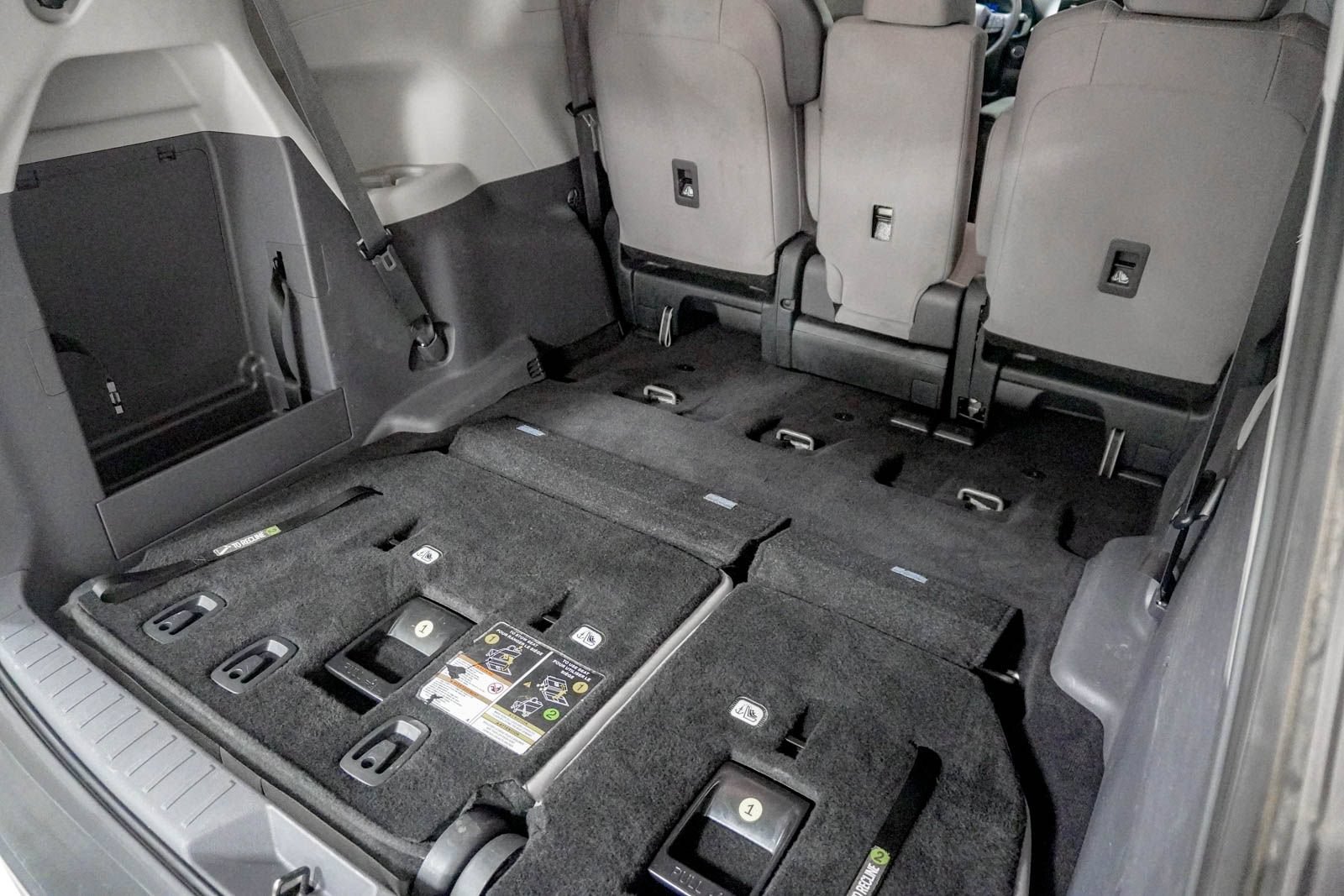 Used 2024 Toyota Sienna LE FWD image 10