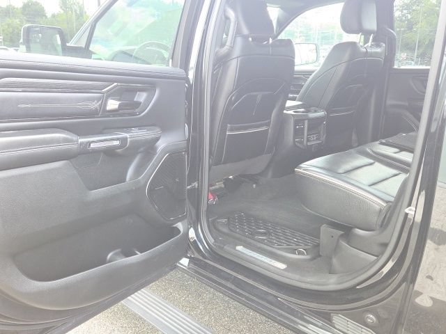 Used 2022 RAM 1500 Limited AWD/4WD image 12
