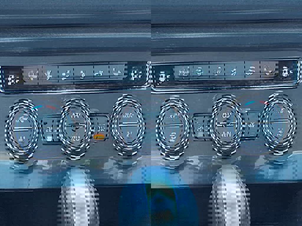 Used 2021 Volkswagen Tiguan SEL Premium R-Line w/ 3rd Row Seat Package image 11