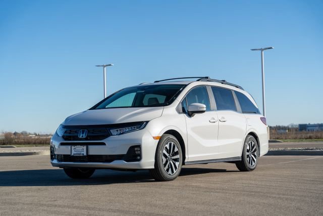New 2026 Honda Odyssey EX-L image 3