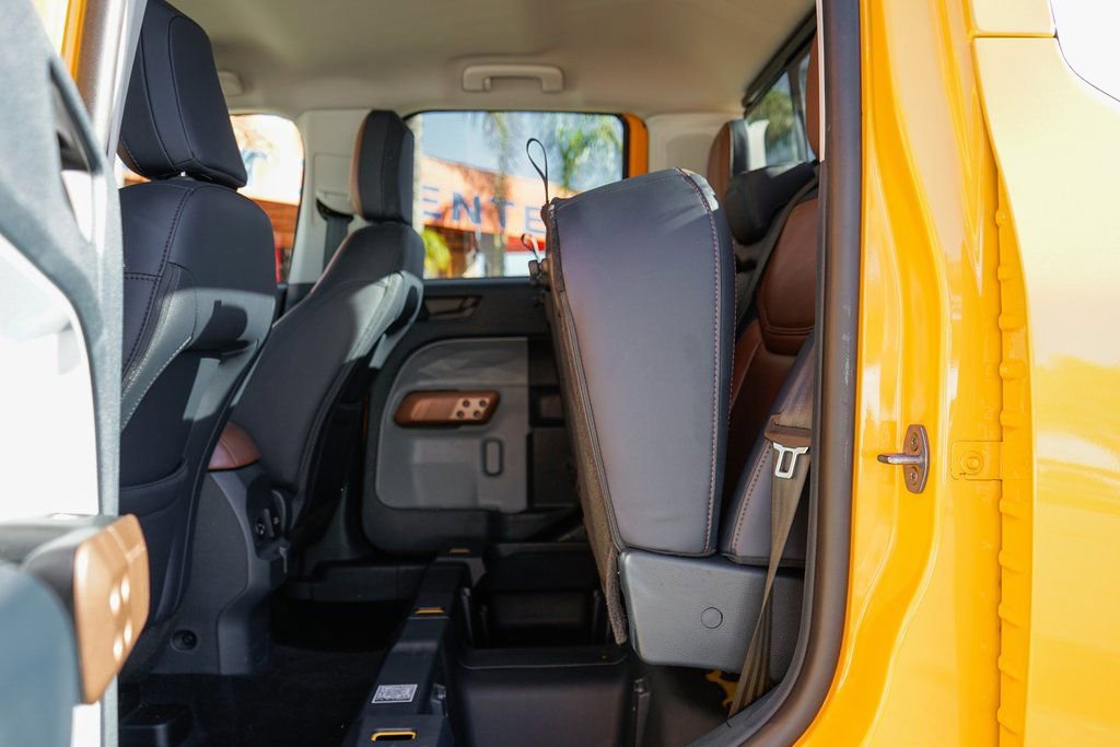 Used 2023 Ford Maverick Lariat w/ Lariat Luxury Package image 37