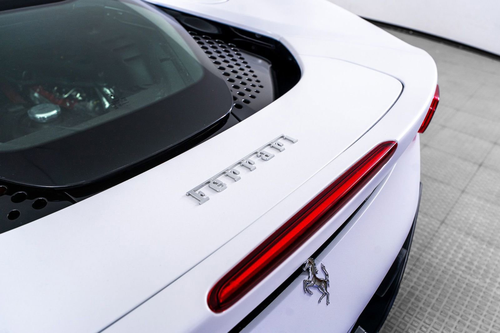 Certified 2024 Ferrari SF90 Spider AWD/4WD image 22