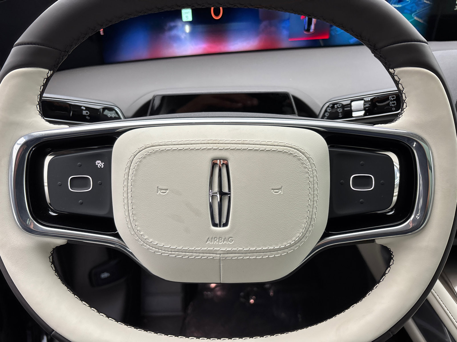 New 2026 Lincoln Nautilus Black Label image 16