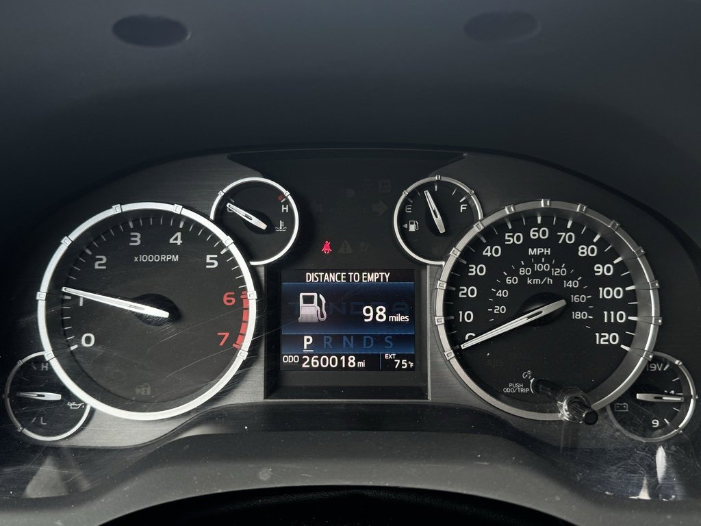 Used 2016 Toyota Tundra SR5 image 7