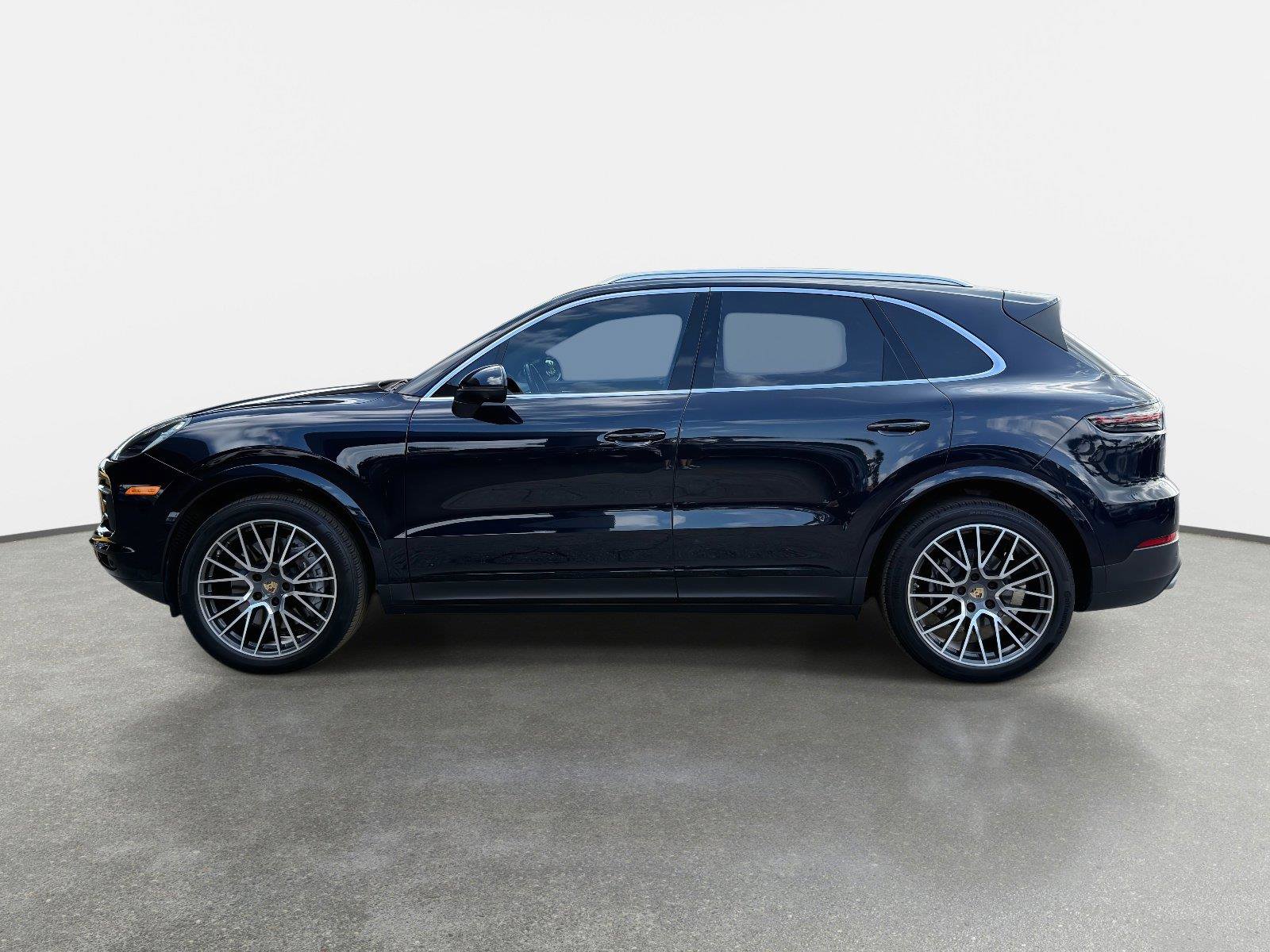 Used 2022 Porsche Cayenne w/ Premium Package image 6