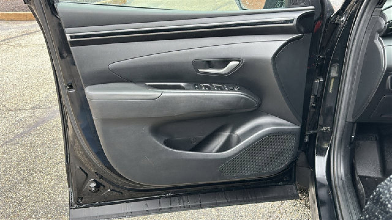 Used 2022 Hyundai Santa Cruz SEL image 14