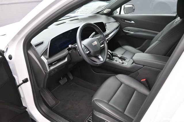 Certified 2024 Cadillac XT4 Premium Luxury AWD/4WD image 9
