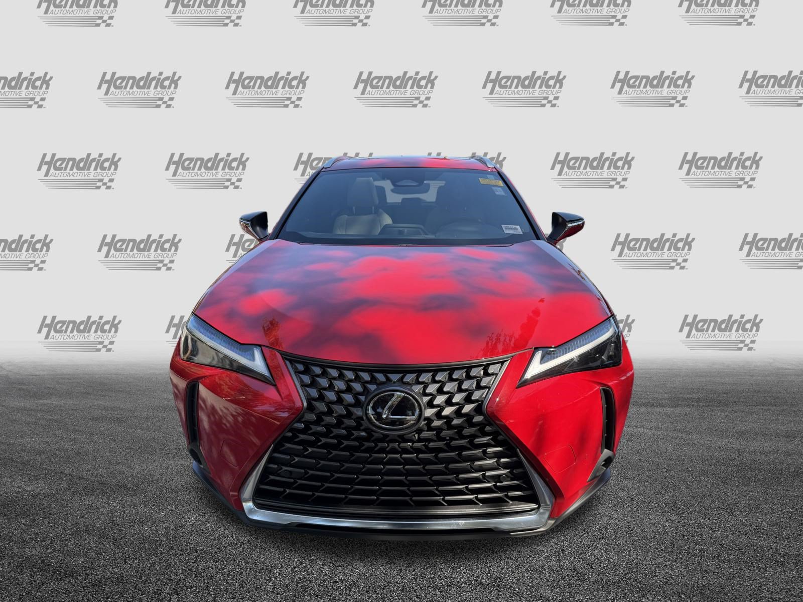 Certified 2025 Lexus UX 300h FWD w/ Accessory Package (Z1) image 3