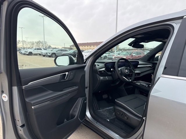 New 2025 Buick Enclave Preferred w/ Power Package image 11