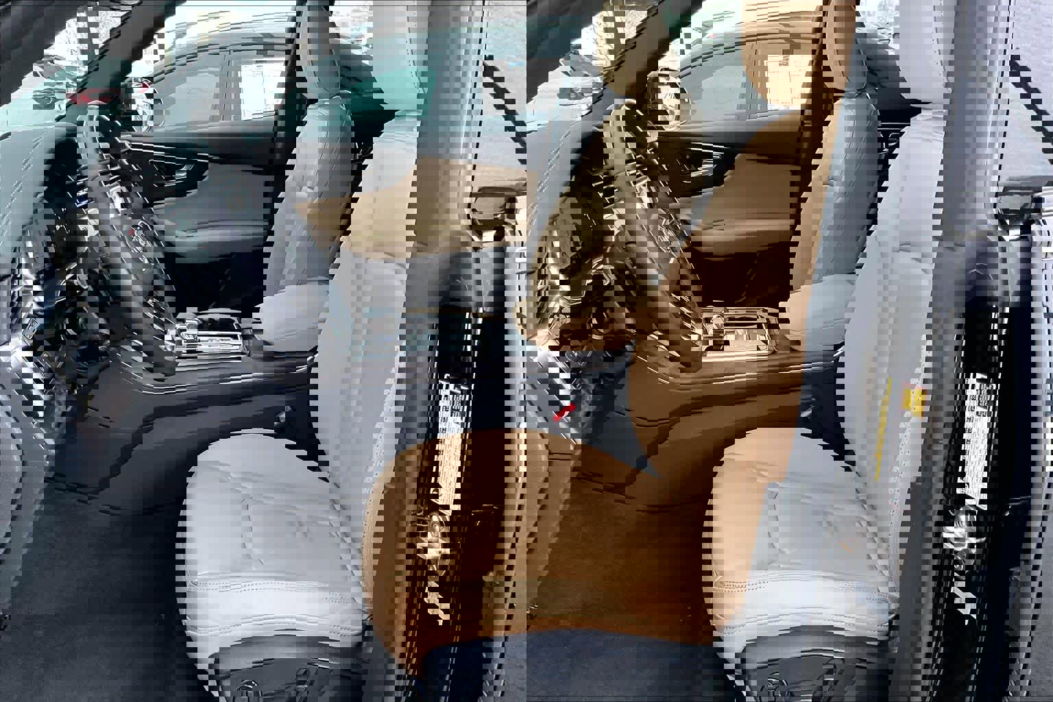 Used 2023 Audi Q8 Premium w/ Black Optic Package image 8