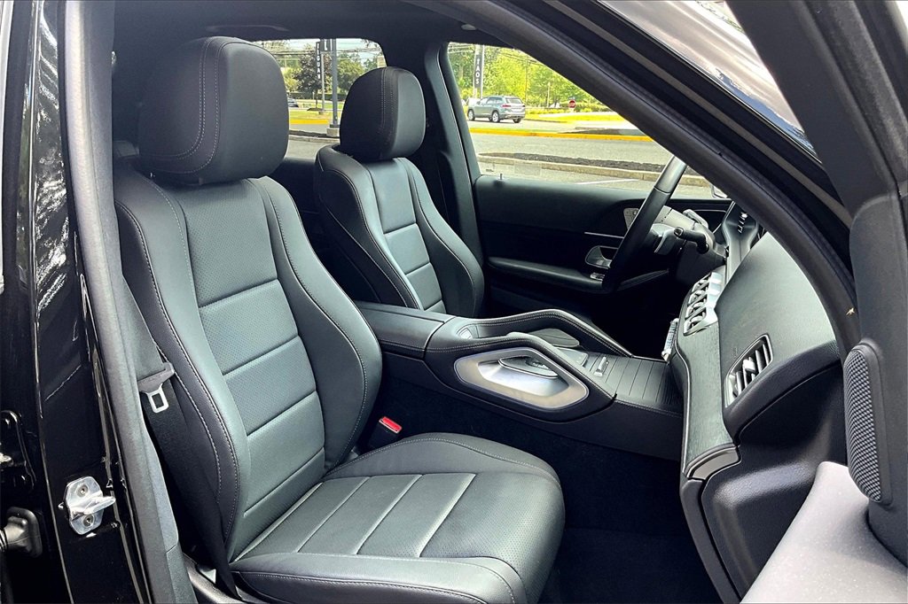 Certified 2025 Mercedes-Benz GLE 450 4MATIC image 7