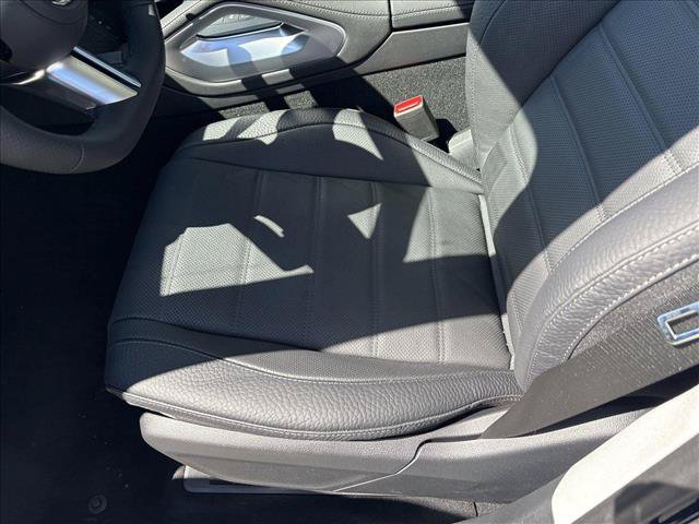 New 2025 Mercedes-Benz GLS 450 4MATIC image 4