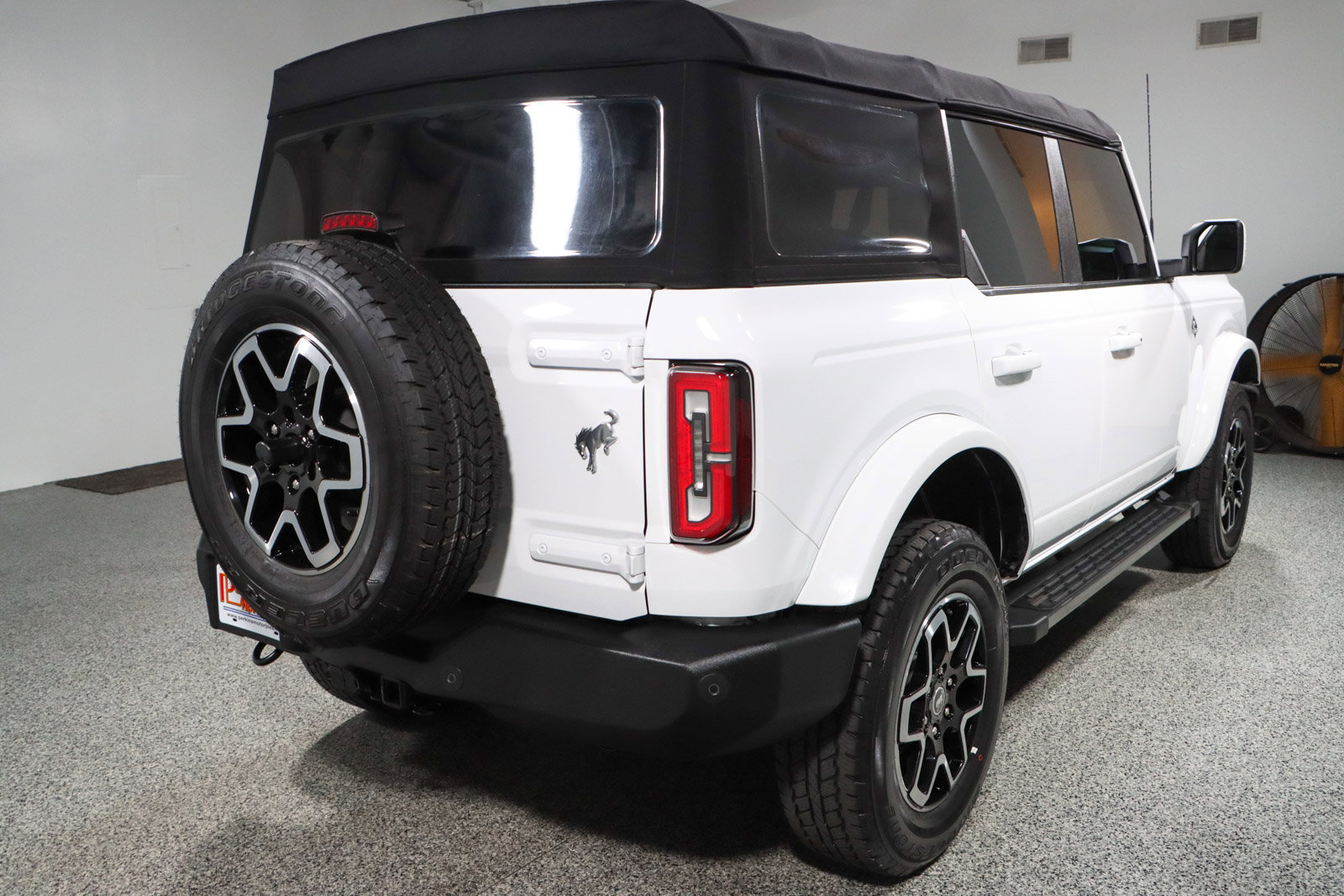 Used 2022 Ford Bronco Outer Banks image 7