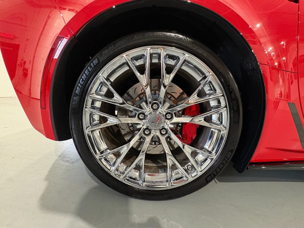 Used 2016 Chevrolet Corvette Z06 w/ 2LZ Preferred Equipment Group RWD image 59