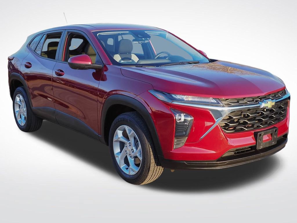 Certified 2024 Chevrolet Trax LS w/ LS Convenience Package image 3