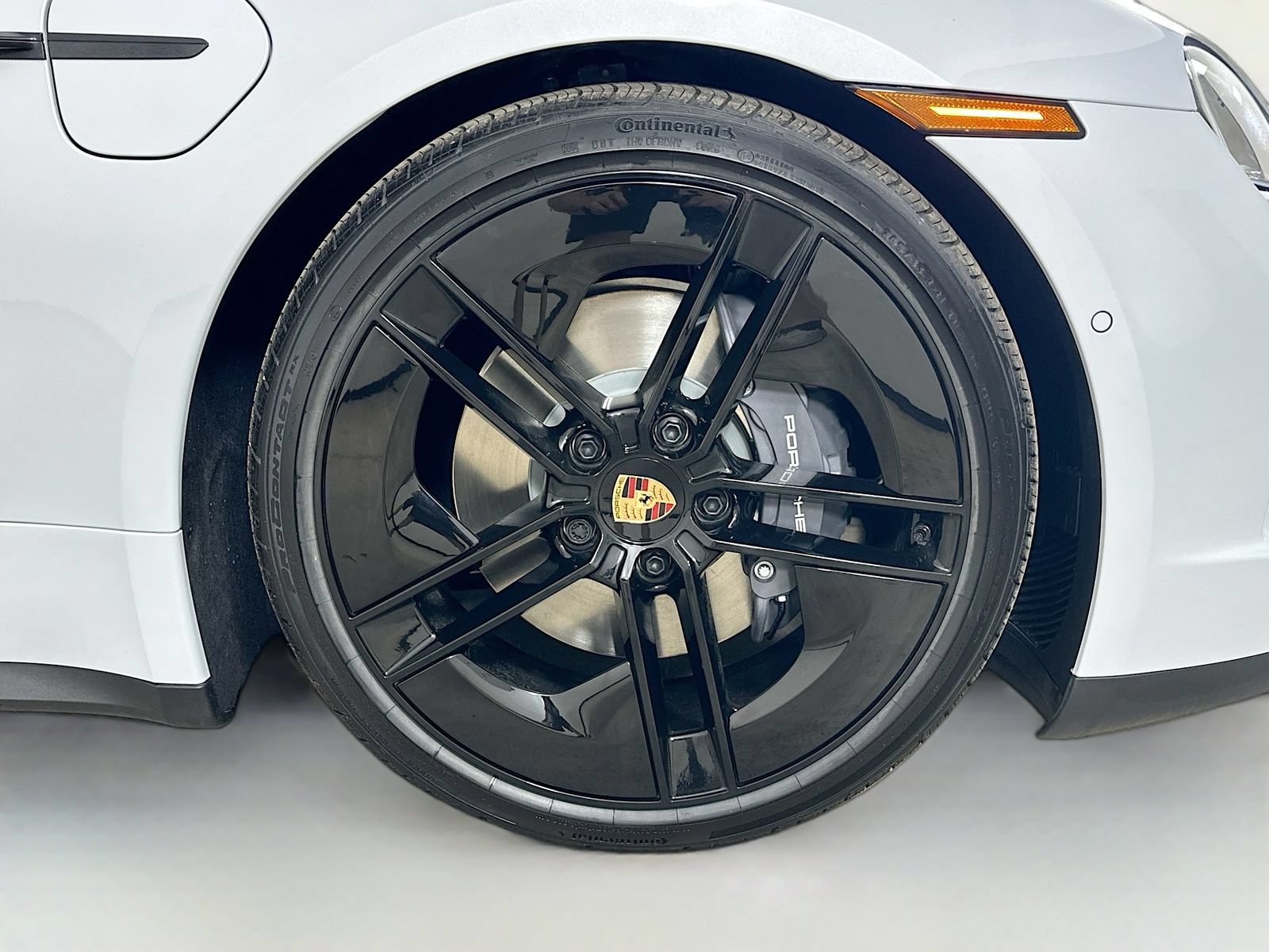 New 2026 Porsche Taycan AWD/4WD image 11