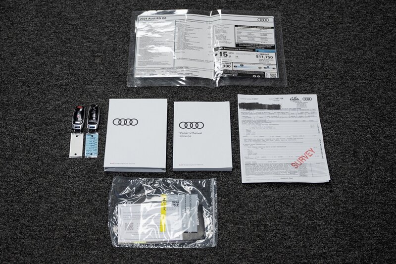 Used 2024 Audi RS Q8 AWD/4WD image 21