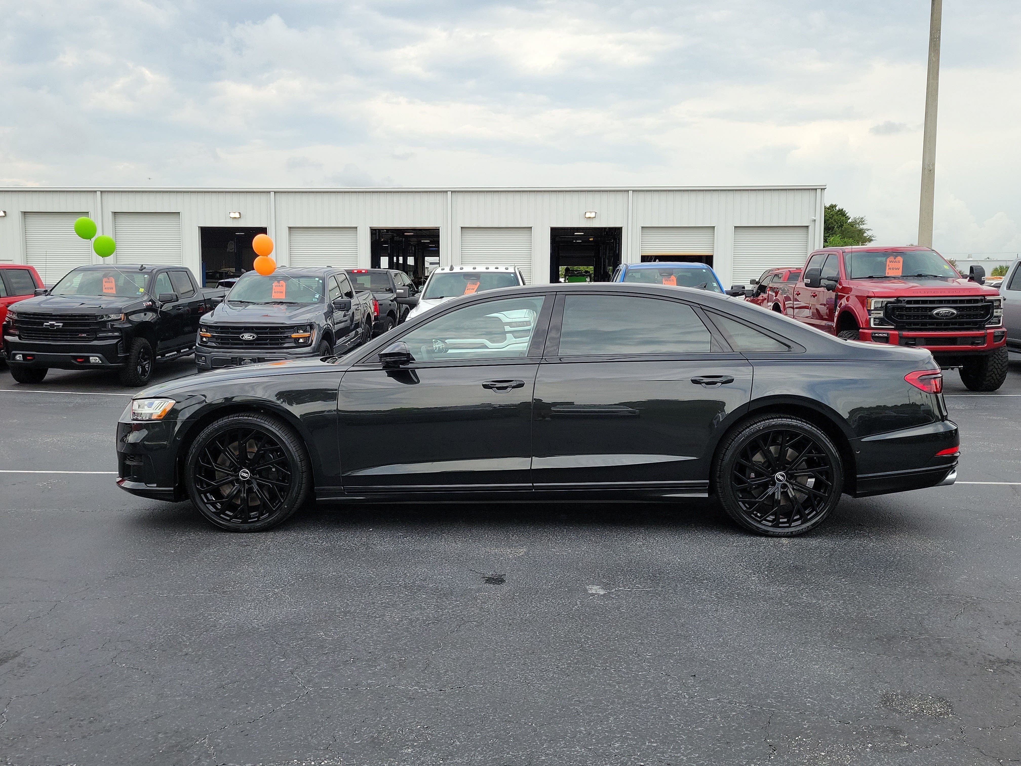 Used 2021 Audi S8 L w/ S8 Executive Package AWD/4WD image 6
