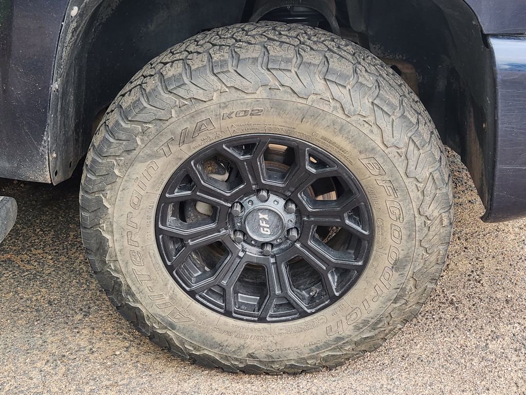 Used 2011 Chevrolet Silverado 1500 LT w/ All-Star Edition AWD/4WD image 14