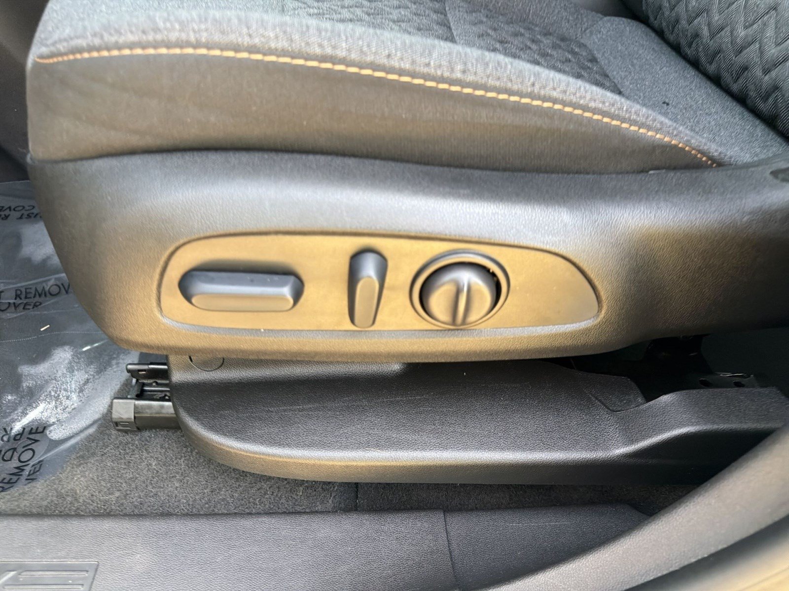 Used 2024 Chevrolet Equinox LT AWD/4WD image 14