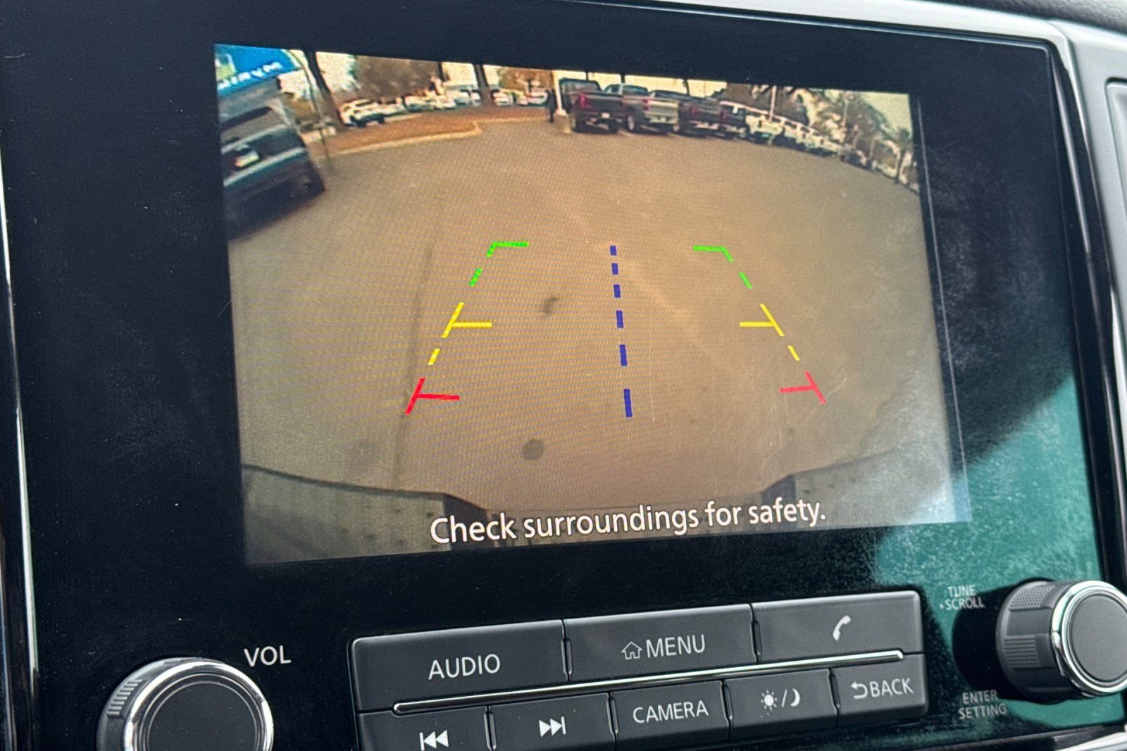 Used 2022 Nissan Titan SV w/ Accessory Utility Package image 19