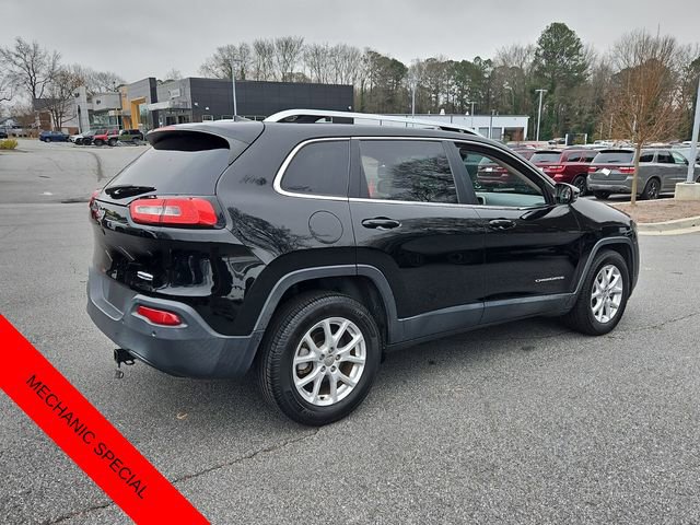 Used 2017 Jeep Cherokee Latitude w/ Safety/Convenience Group image 3