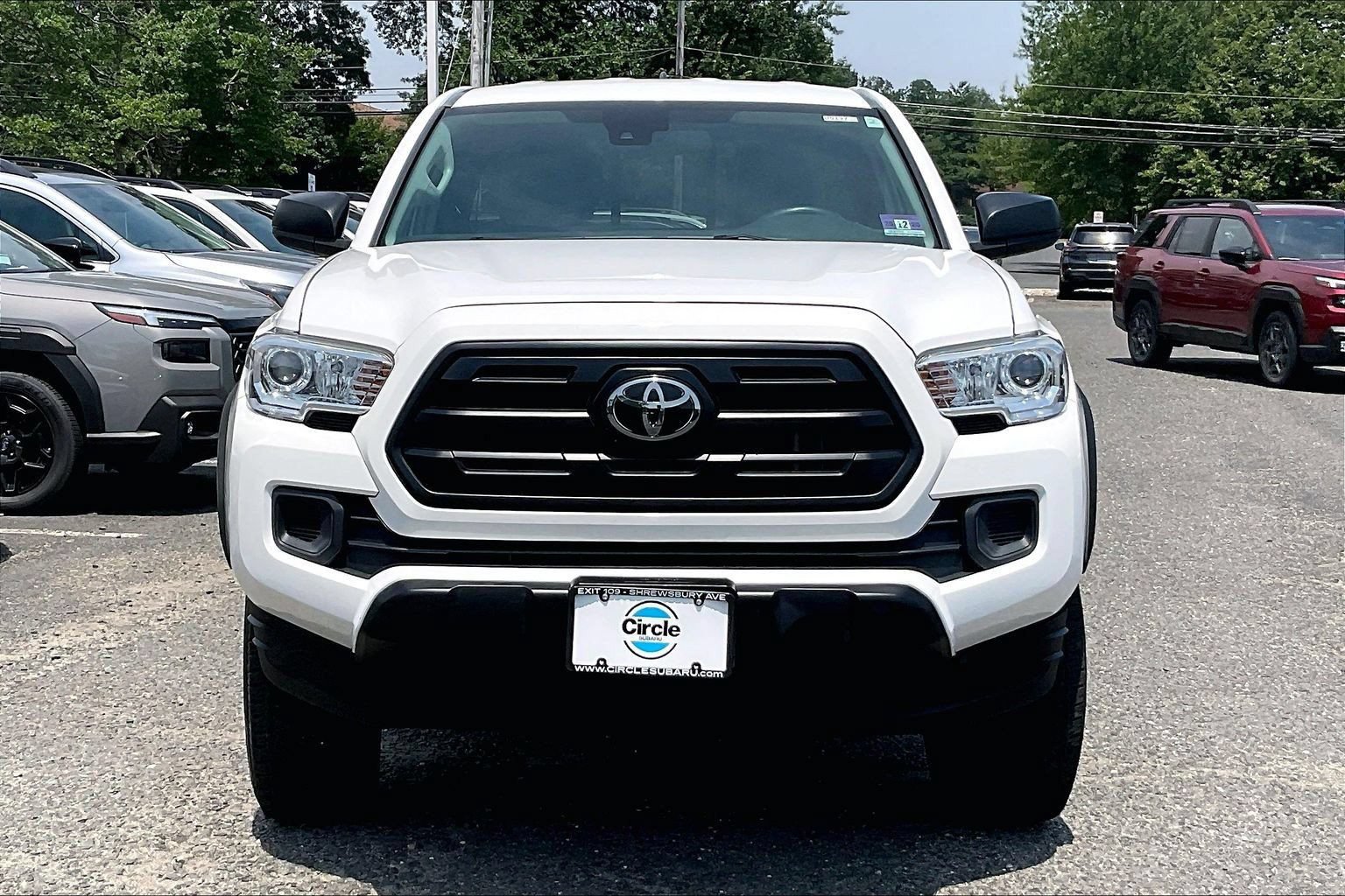 Used 2019 Toyota Tacoma SR w/ SX Package AWD/4WD video 3