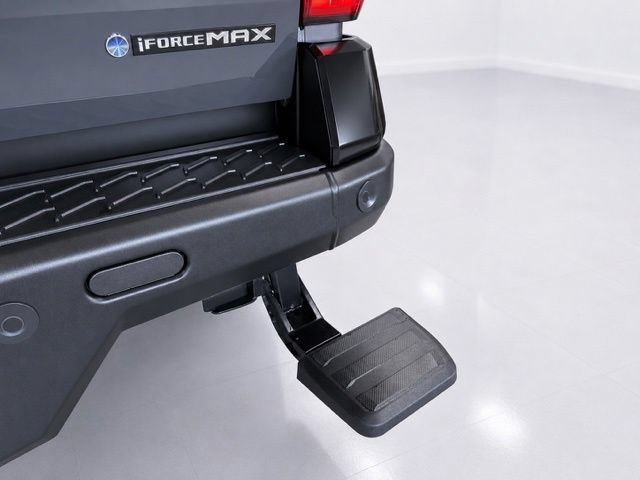 Used 2024 Toyota Tacoma TRD Pro AWD/4WD image 11