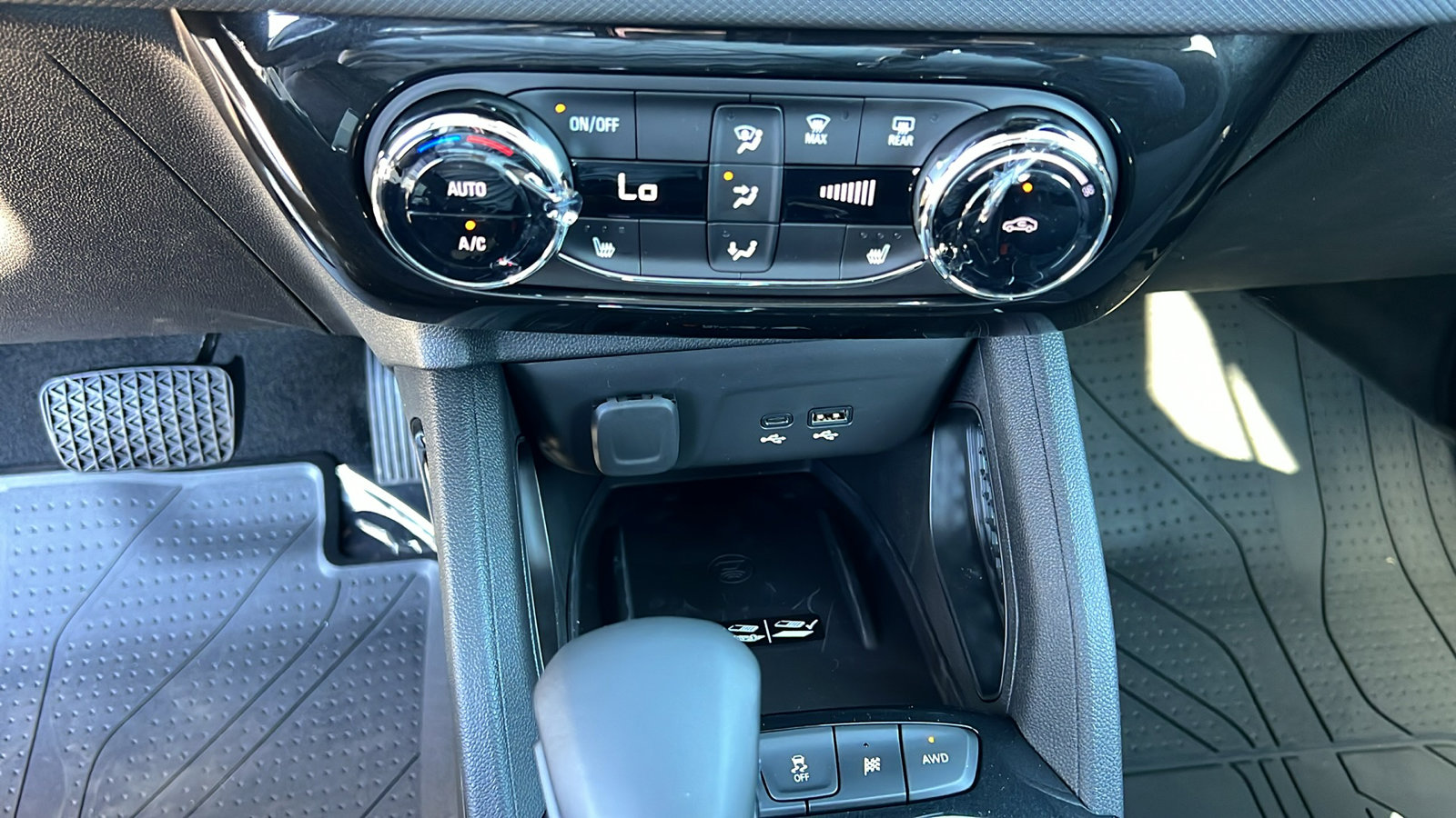 New 2026 Chevrolet TrailBlazer LT w/ Convenience Package AWD/4WD image 21
