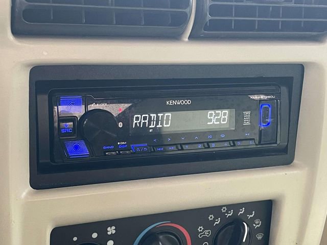 Used 2000 Jeep Wrangler Sahara image 28