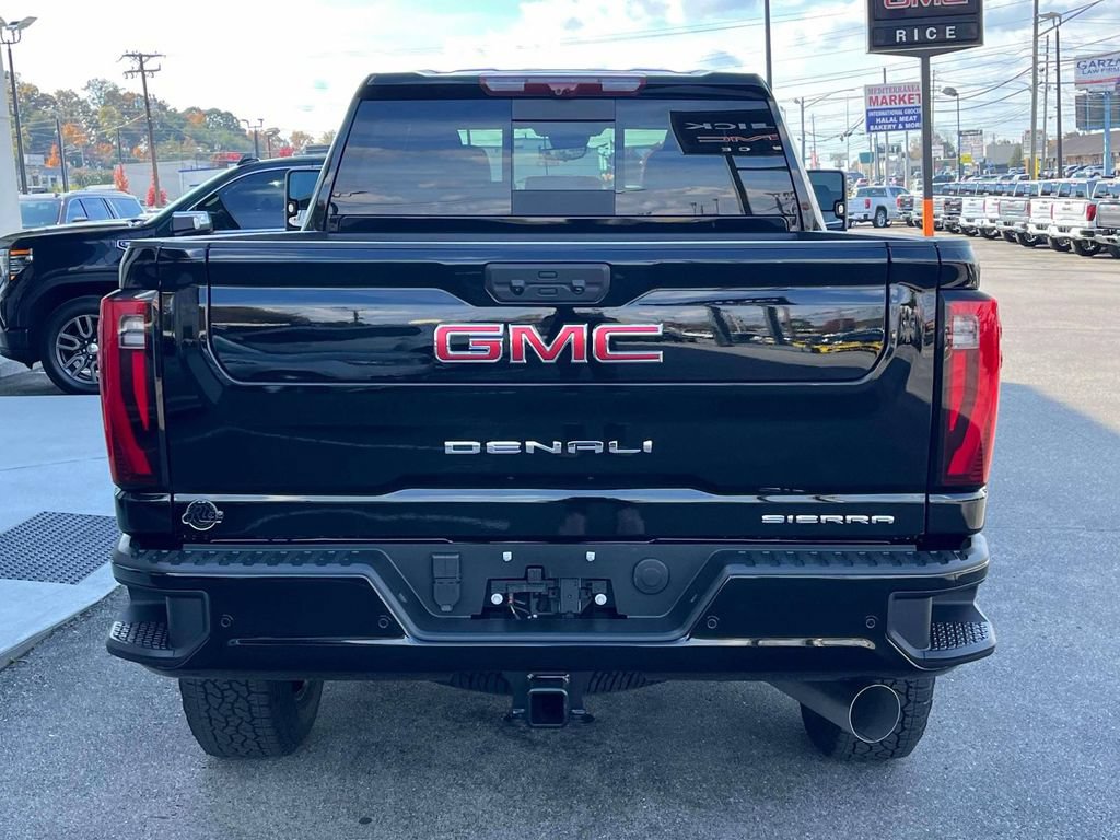 New 2026 GMC Sierra 2500 Denali w/ Denali Reserve Package AWD/4WD image 4
