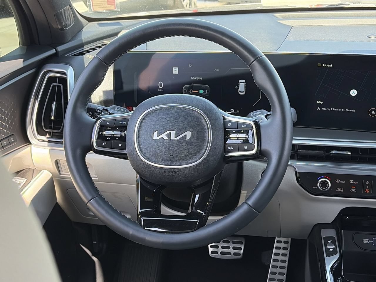 Certified 2025 Kia Sorento SX Prestige AWD/4WD image 13